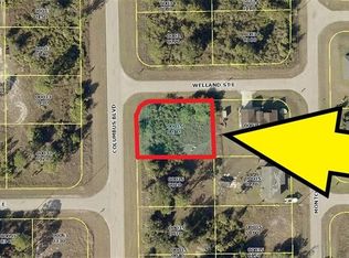 541 Columbus Blvd, Lehigh Acres, FL 33974
