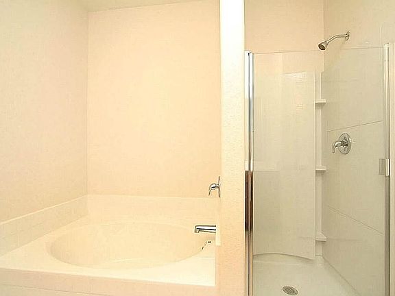 2nd image of 20403 Oak Lodge Meadow Dr