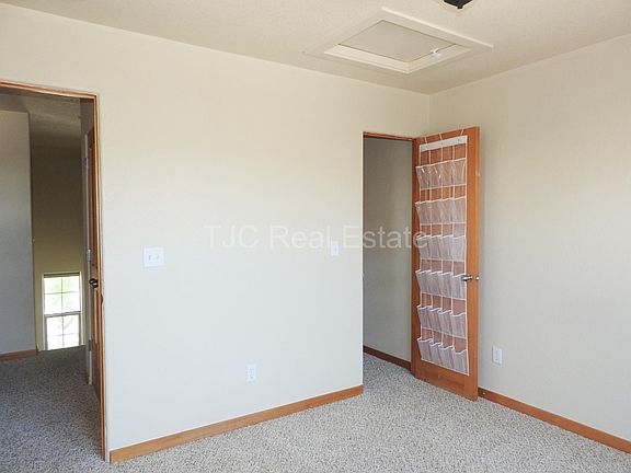 5th image of 9904 Martin Luther King Blvd