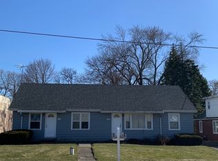 3105 W Lincoln Rd, McHenry, IL 60051