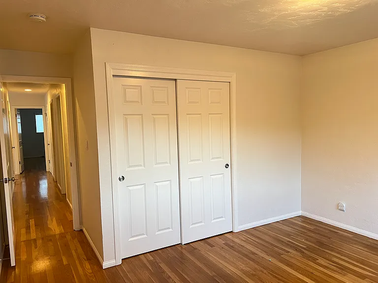 310 Alma Ln — Photo 38