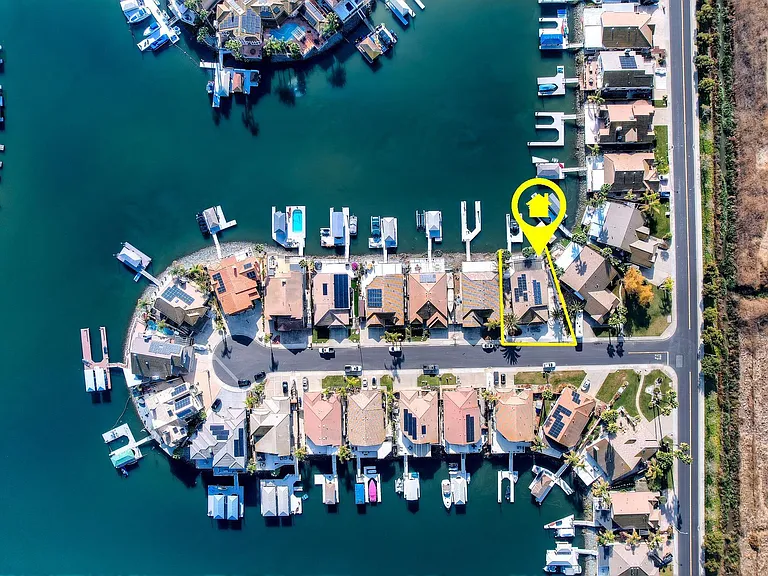 4050 Pier Point — Photo 59
