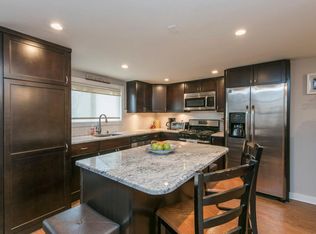 4150 Apple St, Philadelphia, PA 19127