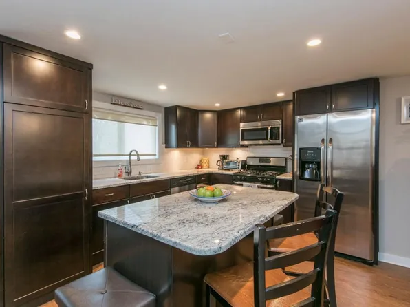 4150 Apple St, Philadelphia, PA 19127