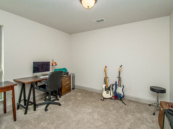 2nd image of 41424 Creekstone Ave