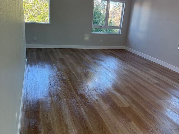 4th image of 1147 Tamarind Ave #1147