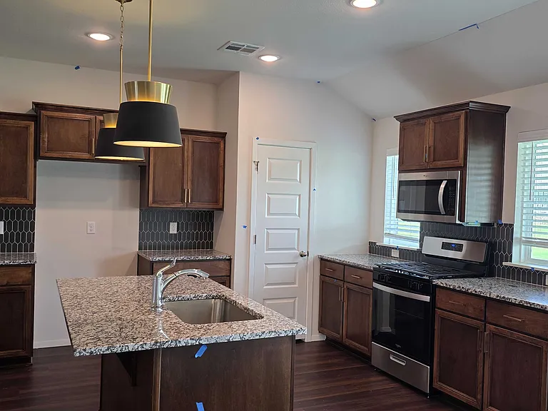 3810 W Laredo Pl — Photo 6