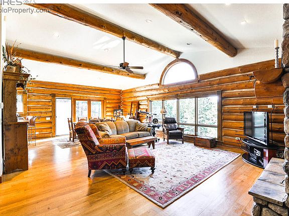 Cozy Great Room!