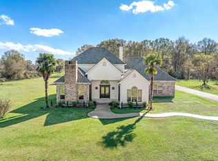 570 E Plains Port Hudson Rd, Zachary, LA 70791