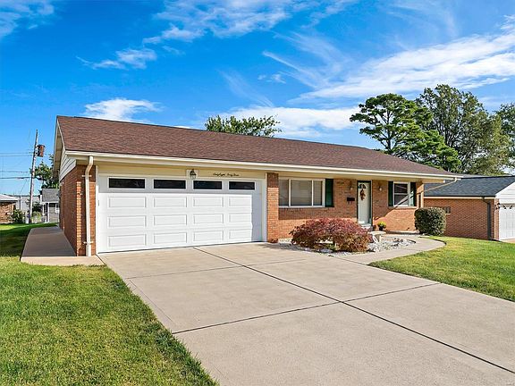 2nd image of 6843 Ardale Dr