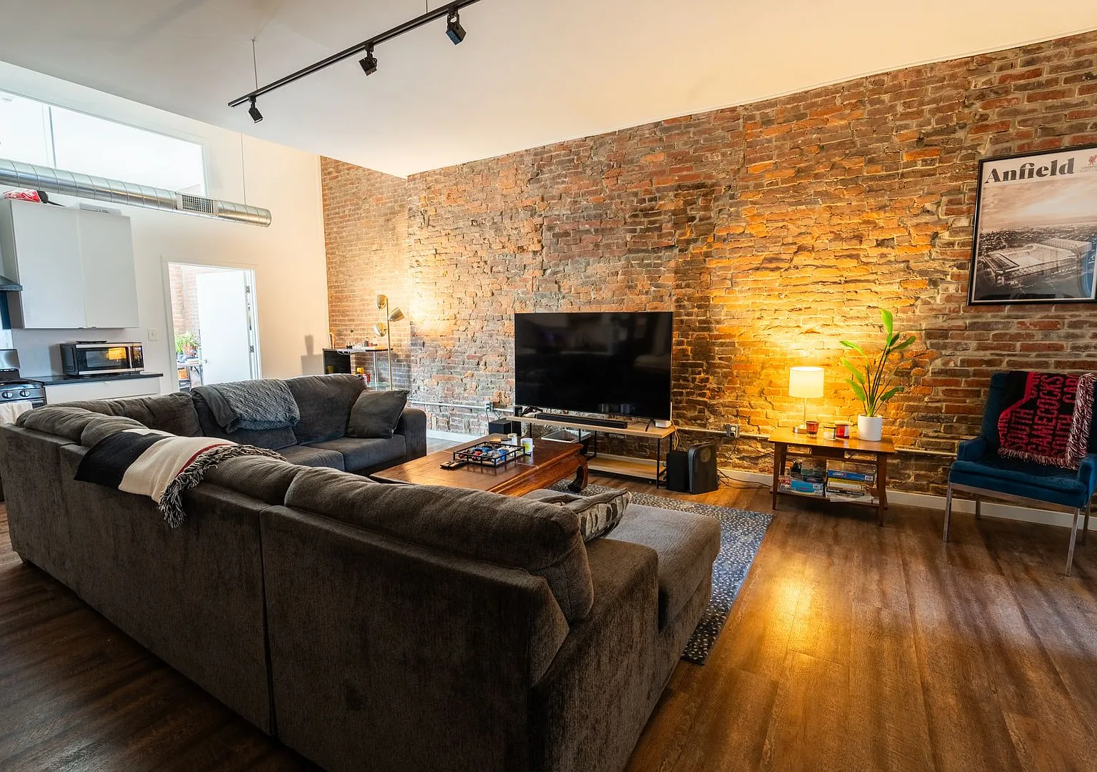 Spacious 2 Bedroom/2 Bath in Lawrenceville — Photo 3