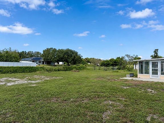 4th image of 2755 GREENDALE ROAD