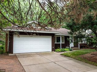 8433 Ingleside Ave S, Cottage Grove, MN 55016