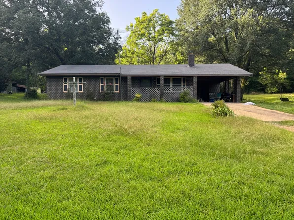 1101 Browntown Ln, Crystal Springs, MS 39059