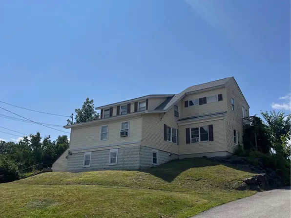 20 N Main St, Newmarket, NH 03857
