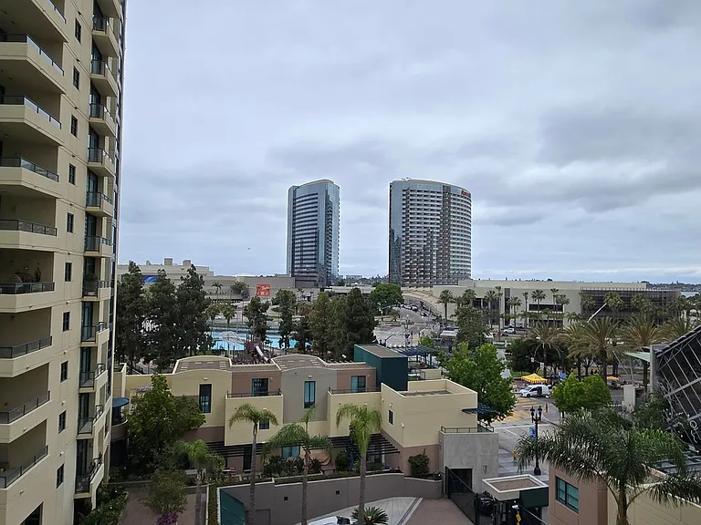 555 Front St #602 — Photo 36