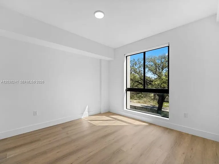 2479 NE 192nd St #308 — Photo 17
