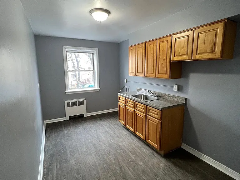 48 Summer St #A5 — Photo 1