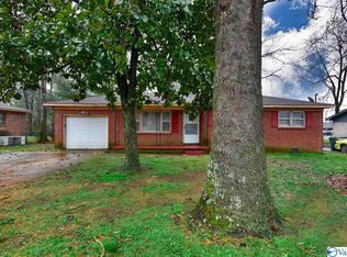 6010 Colfax Rd NW, Huntsville, AL 35810