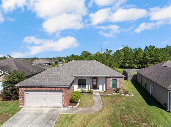 10765 Wrigley Field Ave, Denham Springs, LA 70726