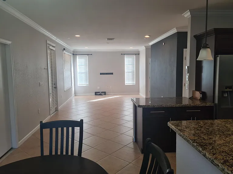 1445 E Bexley Park Dr — Photo 5