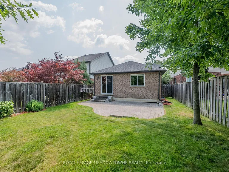 14 Costigan Ct — Photo 43
