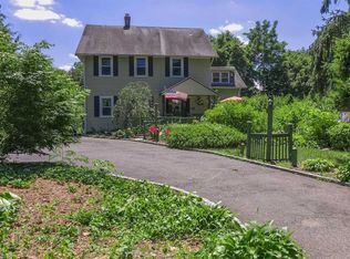 6 Bralo Ct, Kings Park, NY 11754