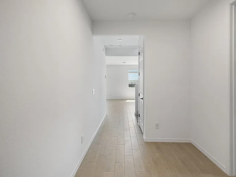 13415 W Eagle Feather Rd — Photo 4