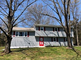 5 Blossom Dr, Bridgewater, NJ 07920