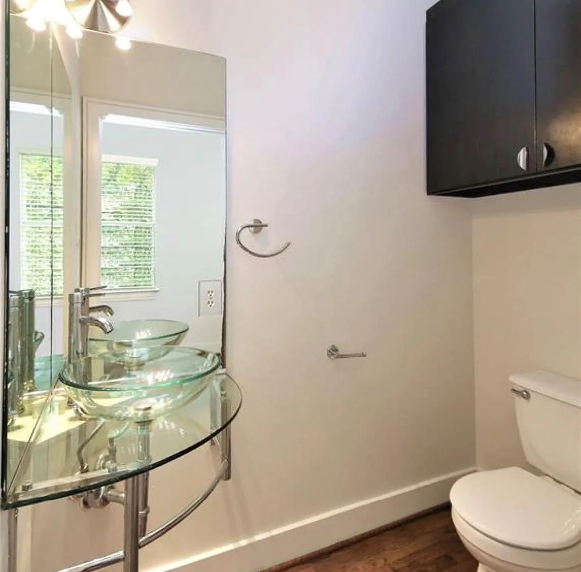 3 bed, 3.5 bath, 1705 sqft, $3,500 — Photo 4