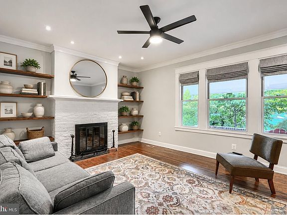 2nd image of 4416 Roland Ave