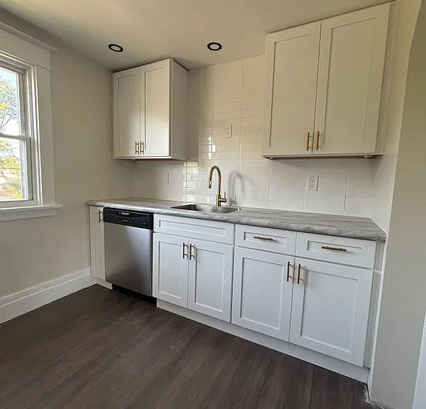 154 Midland Ave #UPPER — Photo 9