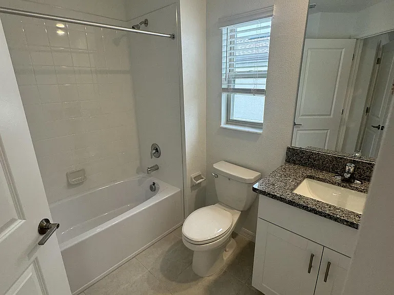 8299 Crescent Oaks Dr — Photo 11