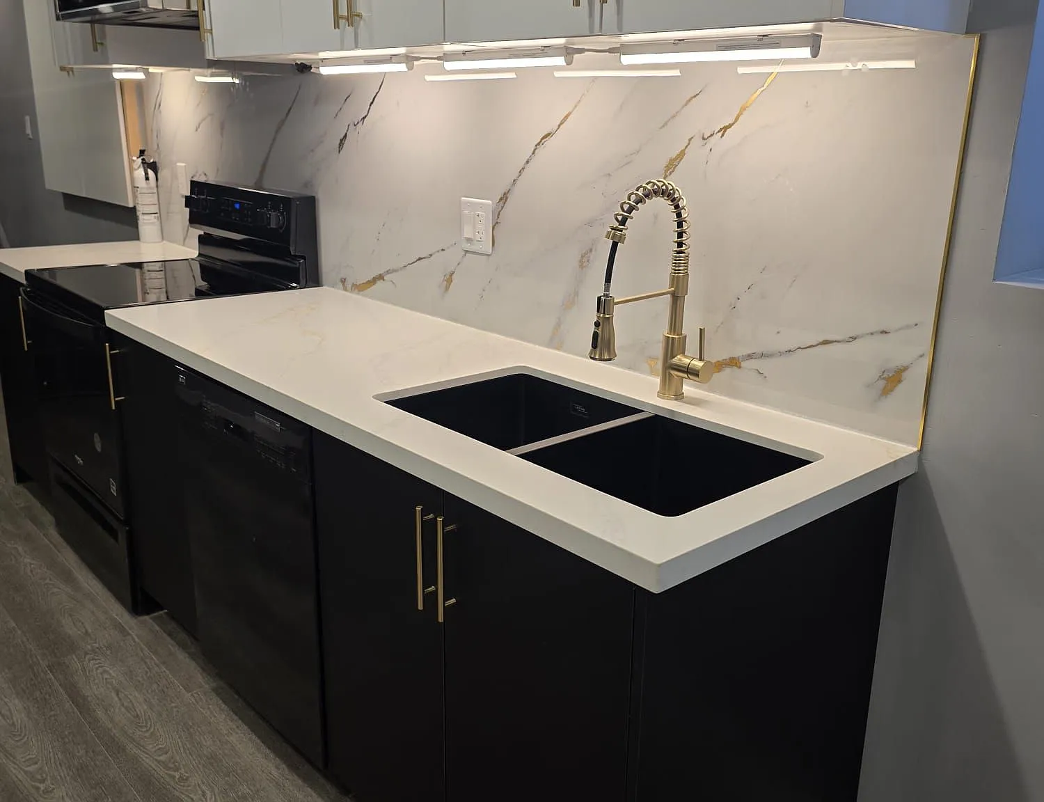 2 bed, $2,150 — Photo 1