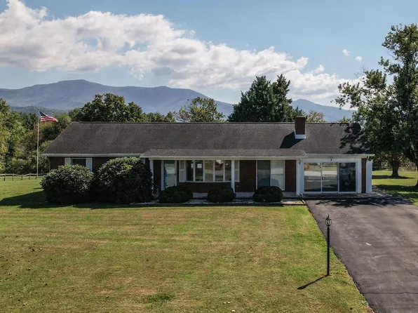 1 Rowe Dr, Luray, VA 22835