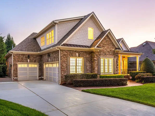 702 Cambridge Hall Loop, Apex, NC 27539