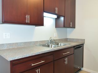 750 Hayes Ave APT D, Livermore, CA 94550