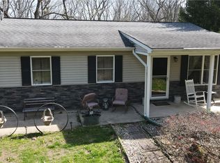 6416 Snake Trail Rd, Charleston, IL 61920