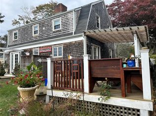 7 Boulevard E, Middletown, RI 02842
