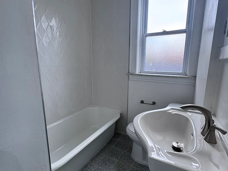 4928 Holly Hills Ave #2F — Photo 16