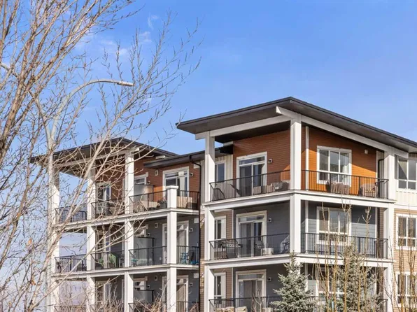 10 S Walgrove Walk SE #404, Calgary, AB T2X 4E3