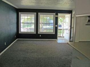 904 N Mill St, Eldon, MO 65026