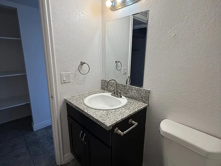 Wilshire place — Photo 20