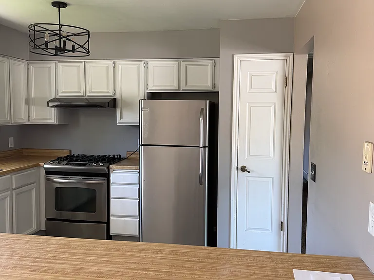 Upstairs kitchen, additional photo