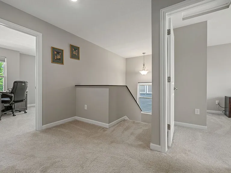 1033 Quarry Oak Dr — Photo 14