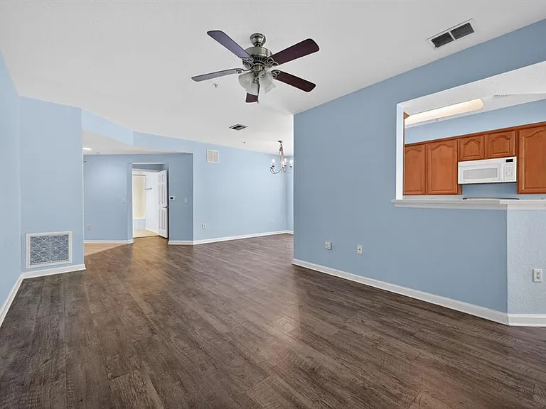 8352 Quimby Cir — Photo 6