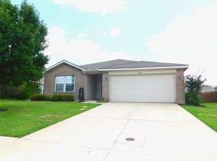 1404 Wenatchee Dr, Krum, TX 76249