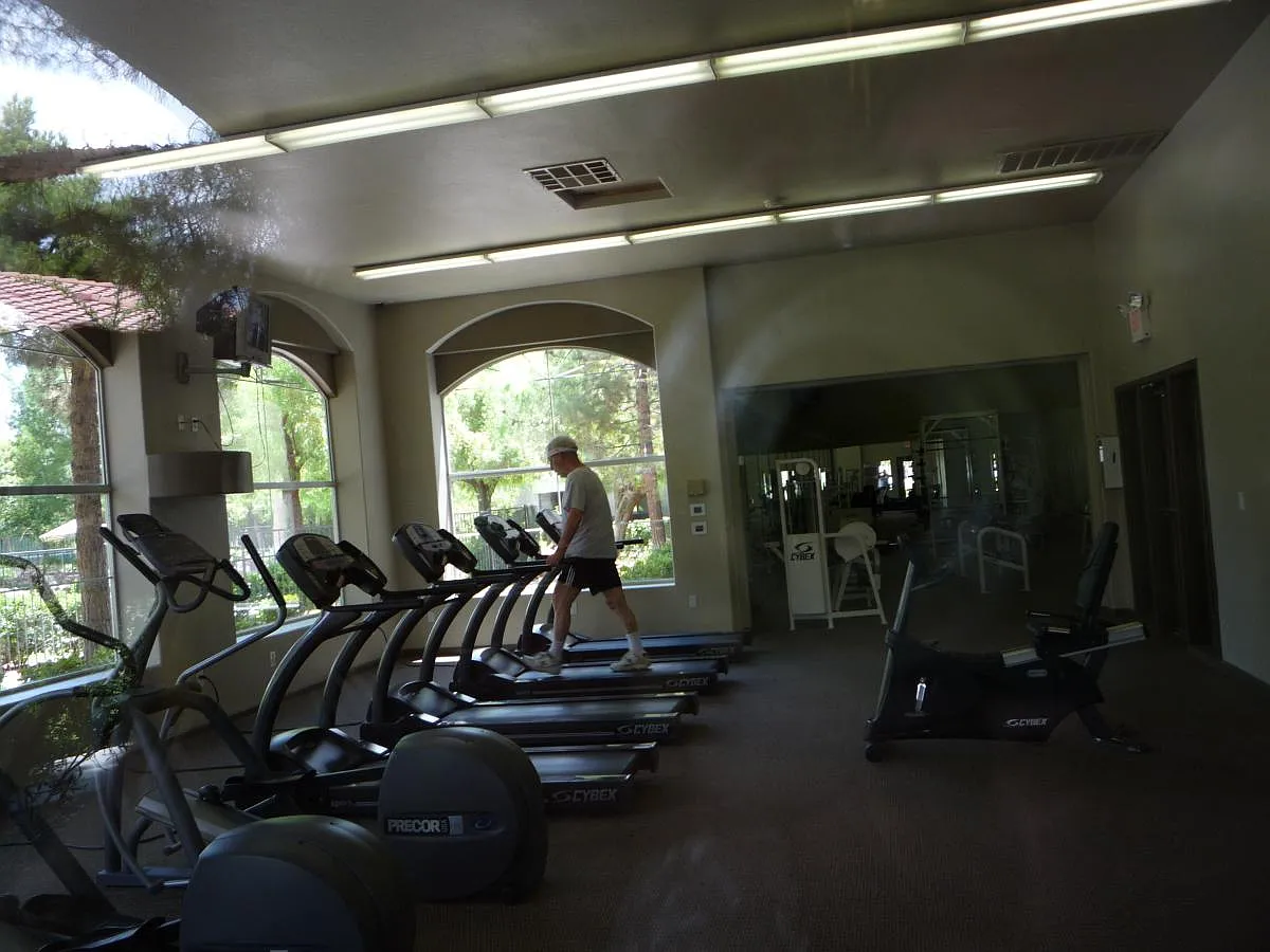 1 bed, 853 sqft, $1,400 — Photo 4