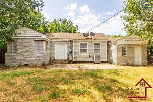 1303 NW Taylor Ave Photo 1