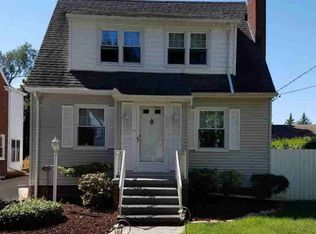 5935 Elmwood St, Monroe, MI 48161